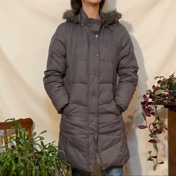 Gap, Long Puffer Coat with Feux Fur Hood - Picture 5 of 6